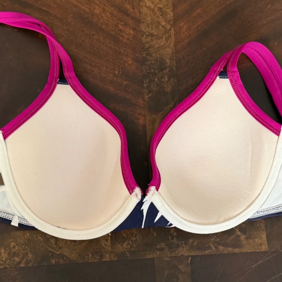 Tommy Bahama 2pc swimwear - Picture 4 of 8